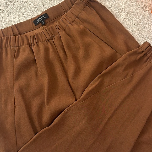 (SOLD) Aritzia Babaton Dexter Pants Sz S Brown Pumpkin Fabric Made in Japan - Picture 6 of 9